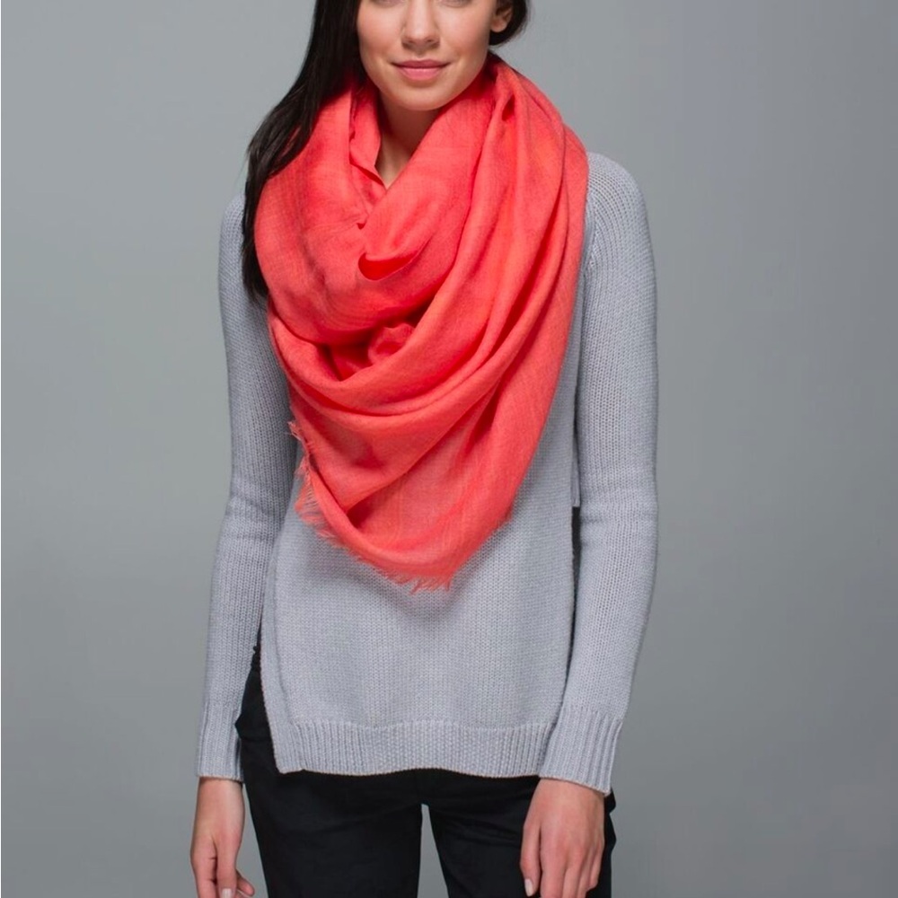 lululemon coral scarf